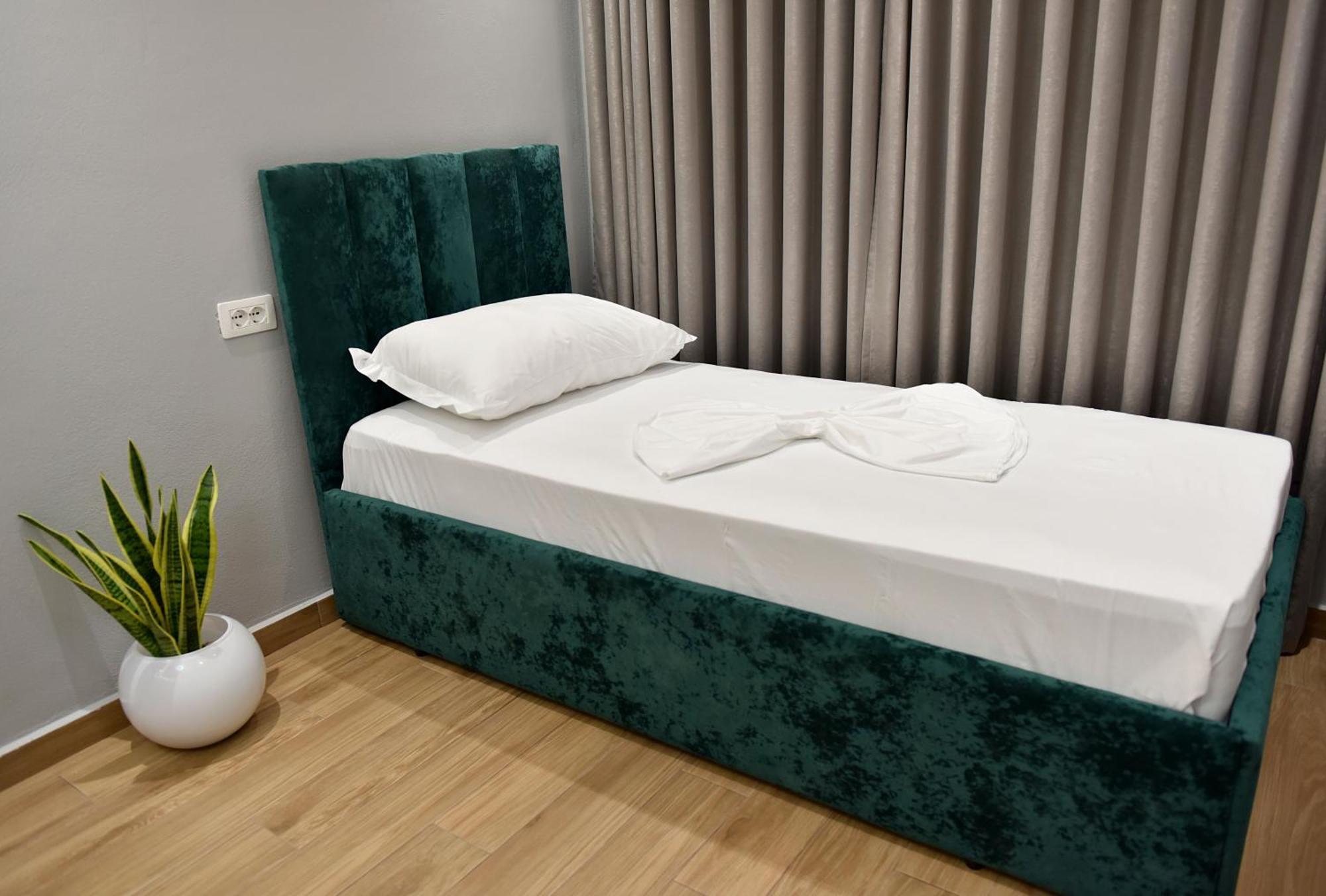Vila Noar Vlorë Екстериор снимка