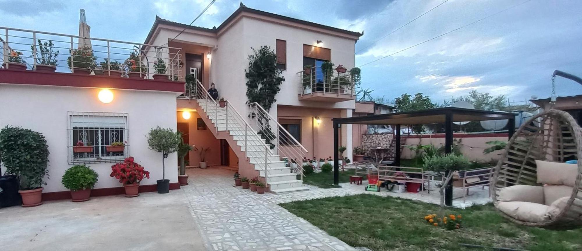 Vila Noar Vlorë Екстериор снимка