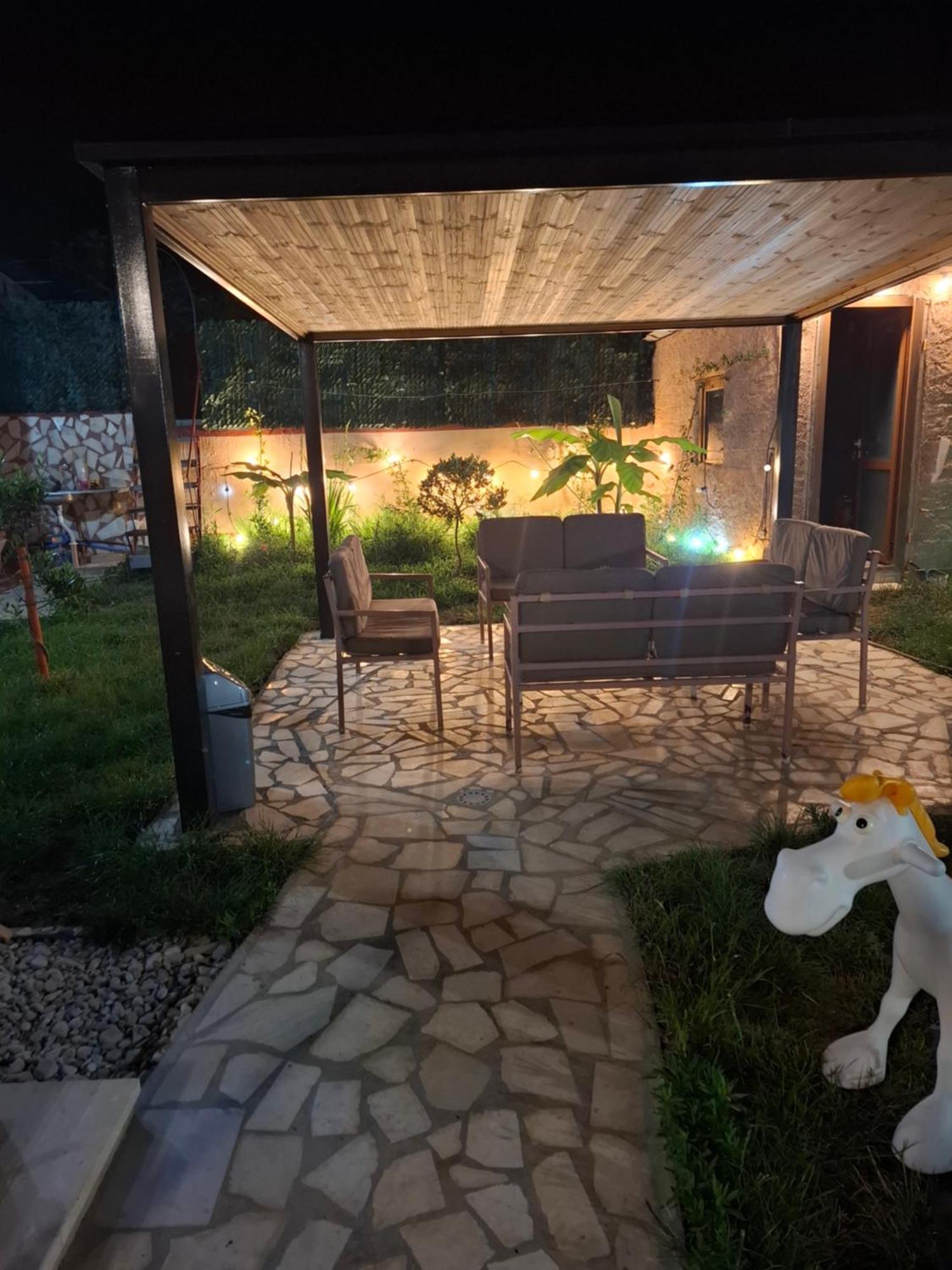 Vila Noar Vlorë Екстериор снимка
